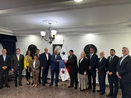 Encuentro y actividad profesional de Socios Panamá